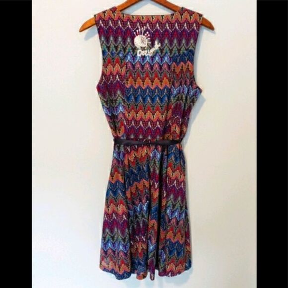 Multicolor Chevron Pattern Dress - Picture 4 of 7